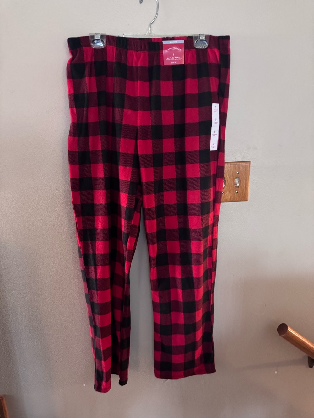 Wondershop Red and Black Buffalo Plaid Pajama Pants nwt lrg